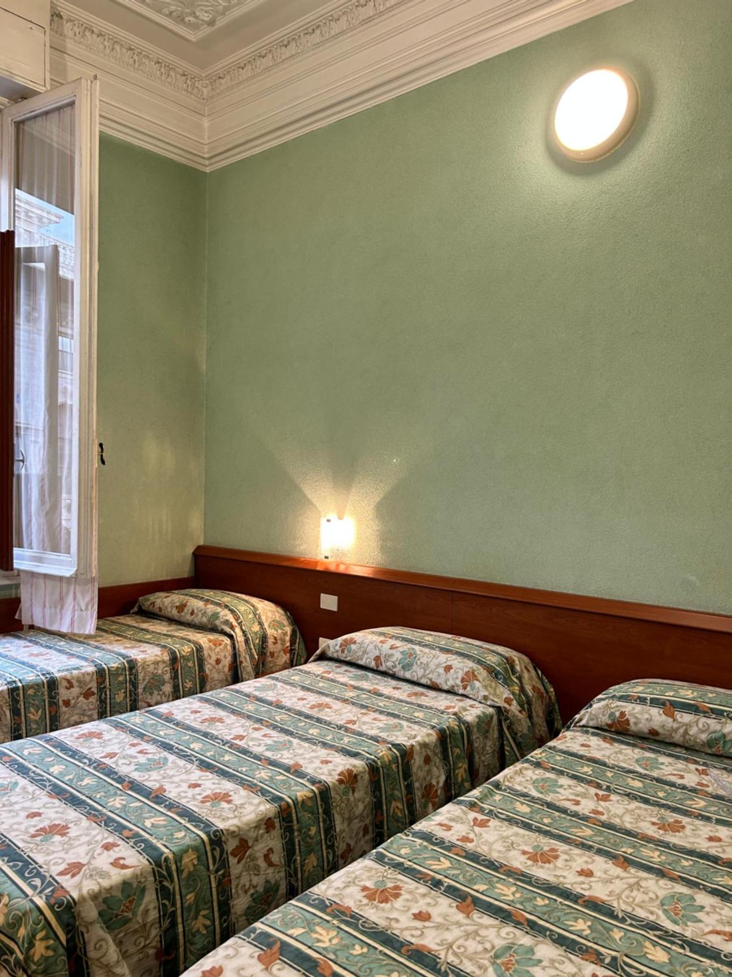ג'נובה Hotel Barone מראה חיצוני תמונה