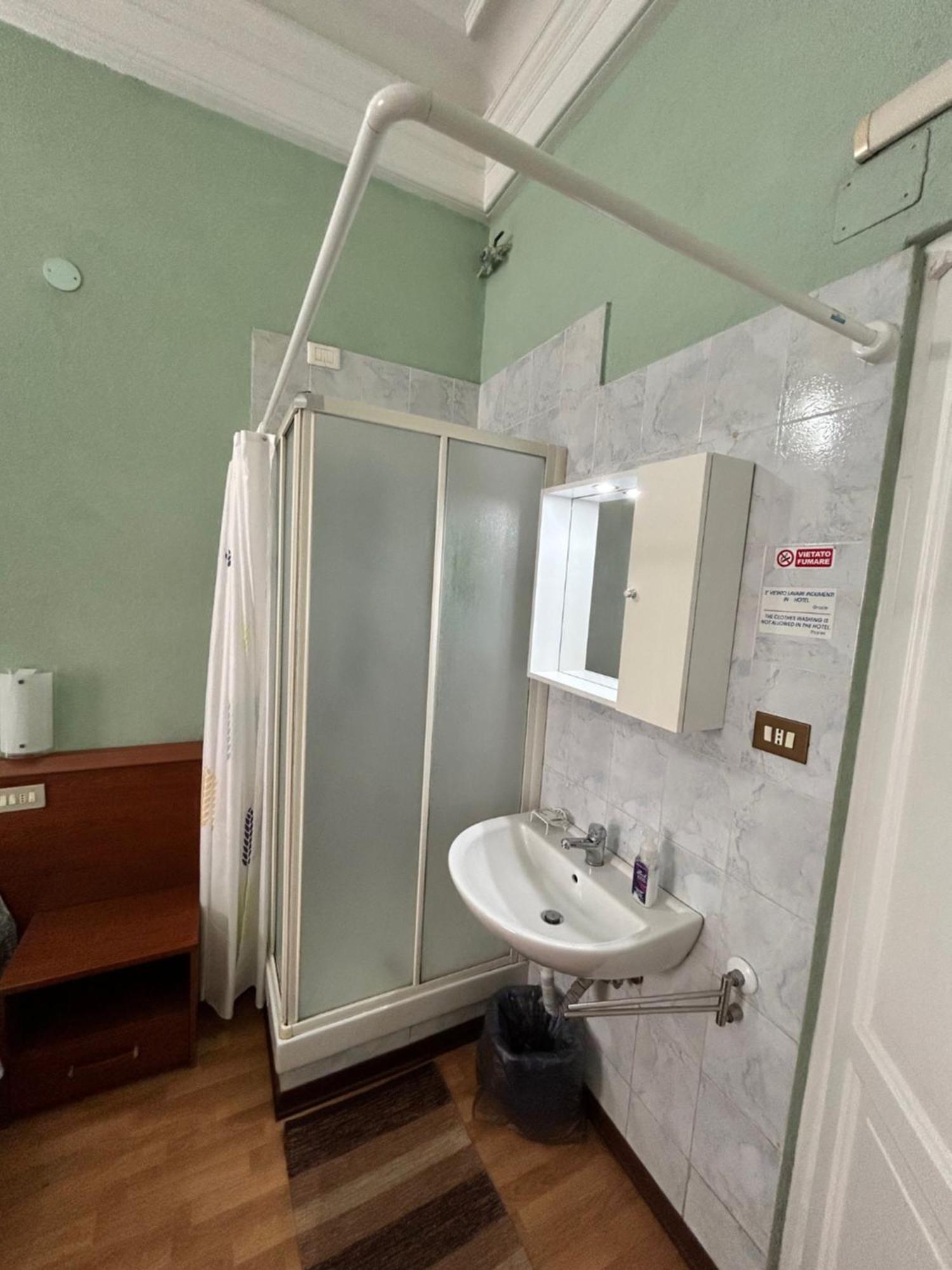 ג'נובה Hotel Barone מראה חיצוני תמונה