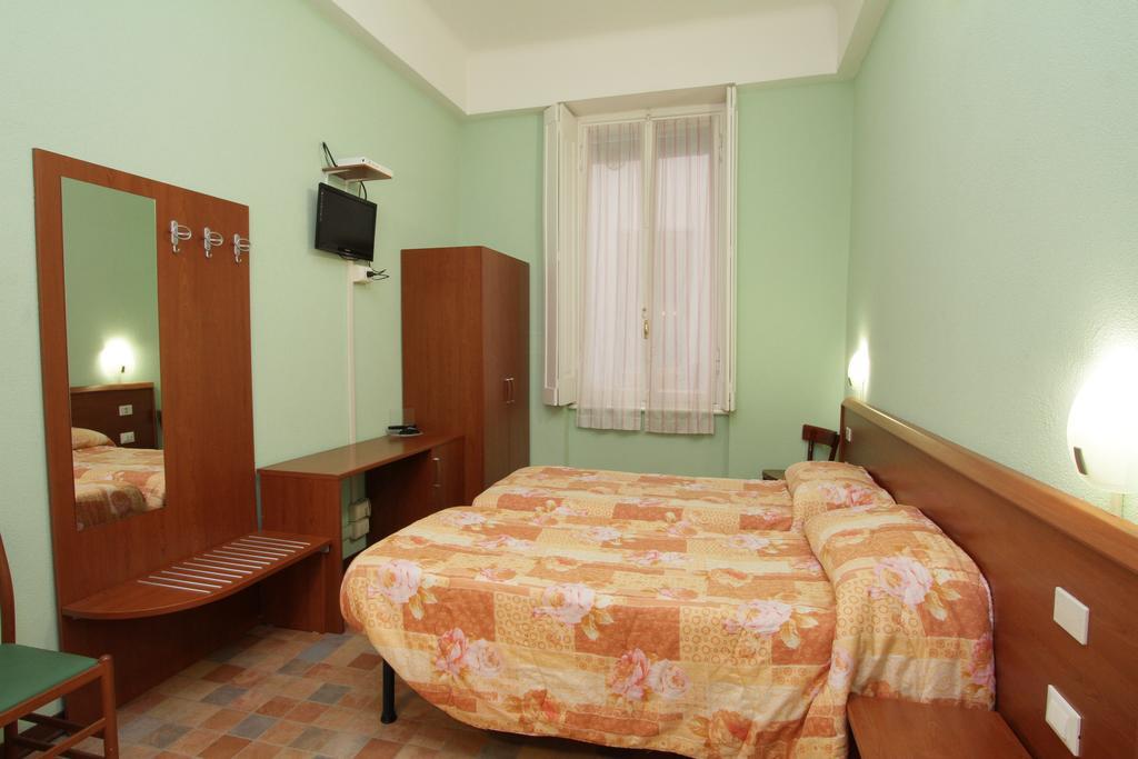 ג'נובה Hotel Barone חדר תמונה